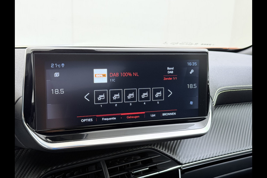 Peugeot 2008 131PK Automaat GT-Line 360°Camera Virtual Cockpit 3D-Navi Keyless Ecc Apple Carplay Android Auto Pdc Dodehoekbewaking Regen-Lichtsensor Cruise Control DAB+ Privacy Glas Lmv Led Isofix Lane Assist Bluetooth Dealeronderhouden Origineel Nederlandse Auto