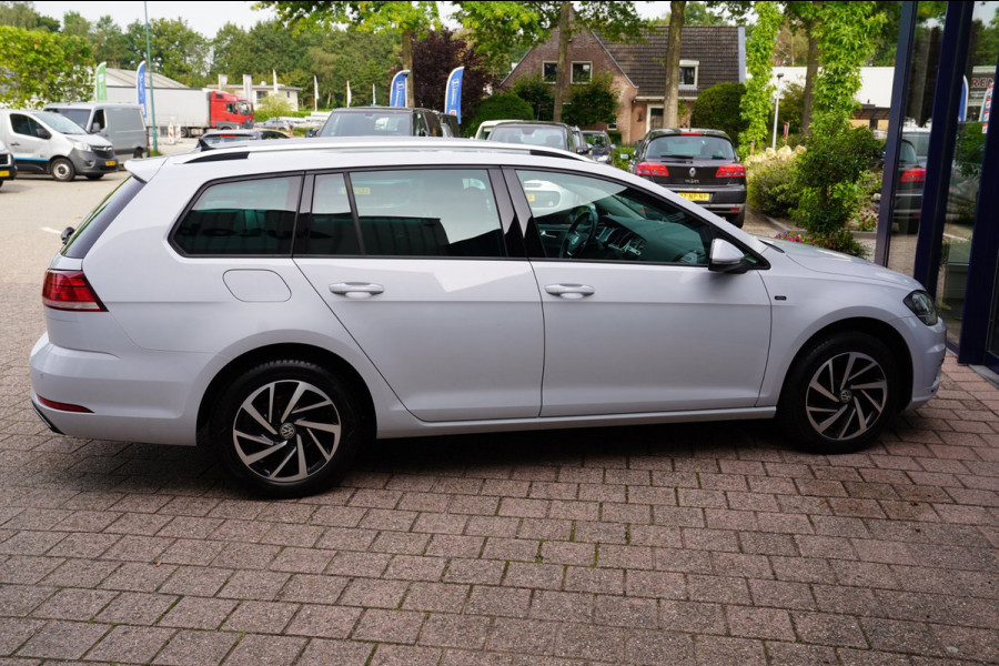 Volkswagen Golf Variant 1.0 TSI Comfortline |Prijs rijklaar incl 12 mnd garantie|Navi Carplay LMV+All-season Pdc