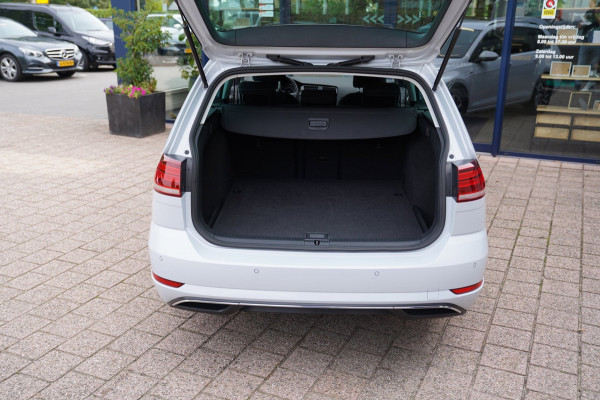 Volkswagen Golf Variant 1.0 TSI Comfortline |Prijs rijklaar incl 12 mnd garantie|Navi Carplay LMV+All-season Pdc