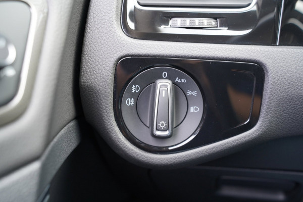 Volkswagen Golf Variant 1.0 TSI Comfortline |Prijs rijklaar incl 12 mnd garantie|Navi Carplay LMV+All-season Pdc