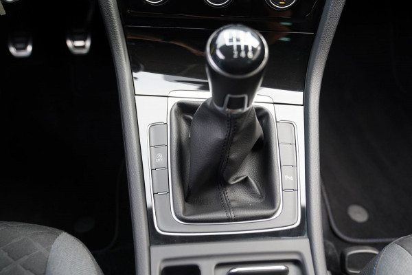 Volkswagen Golf Variant 1.0 TSI Comfortline |Prijs rijklaar incl 12 mnd garantie|Navi Carplay LMV+All-season Pdc