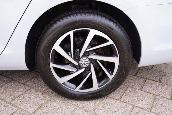 Volkswagen Golf Variant 1.0 TSI Comfortline |Prijs rijklaar incl 12 mnd garantie|Navi Carplay LMV+All-season Pdc