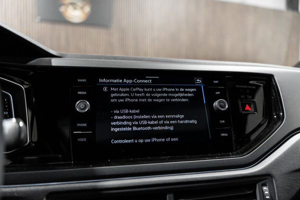 Volkswagen Taigo 1.0 TSI R-Line DSG IQ PANO CAMERA