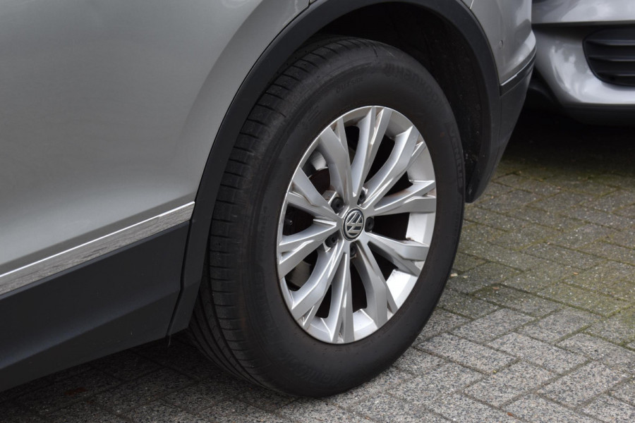 Volkswagen Tiguan 1.4 TSI ACT Comfortline Business Pano Memory 360C Lane ACC