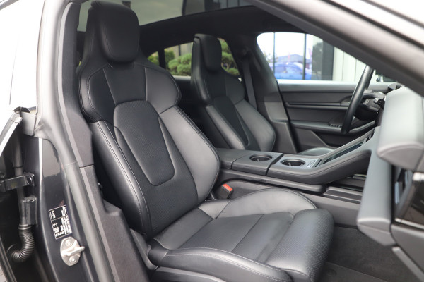 Porsche Taycan Cross Turismo 4 93kWh | 380PK | Panoramadak | Keyless-go | Sfeerverlichting | Bose audio | Matrix-led | 16-weg memory stoelen | 2022.