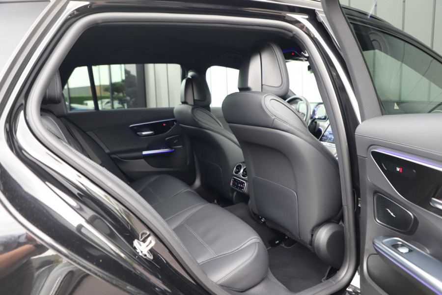Mercedes-Benz C-Klasse Estate 300d AMG | 265PK | Achterasbesturing | Massage | Head-up | Keyless-go | Stoelkoeling | Distronic+ | Digital-light | Sfeer