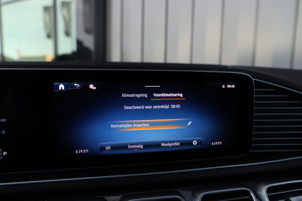 Mercedes-Benz GLE AMG 53 Hybrid 4MATIC+ | 544PK | Luchtvering | Burmester | Keyless-go | Comfort-pakket achter | Distronic+ | Multibeam | 2025.