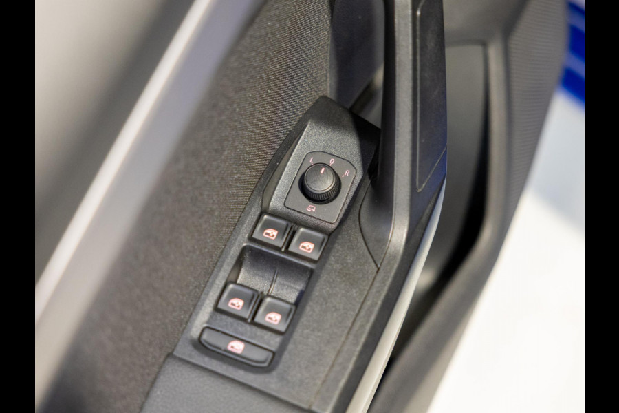 Seat Ibiza 1.0 TSI FR Business Intense / 116pk / Achteruitrij camera / Automatische klimaatregeling /
