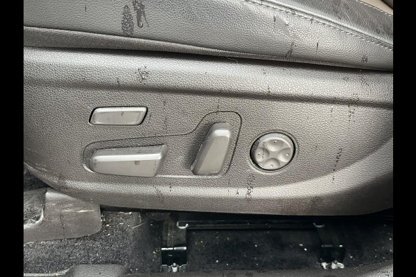 Hyundai Santa Fe 1.6 T-GDI PHEV Premium Sky 7p. APPLE CARP. | STOEL VENTILATIE/VERWARMING | 7 PERS | 360˚ CAMERA | HEAD-UP DISP. |