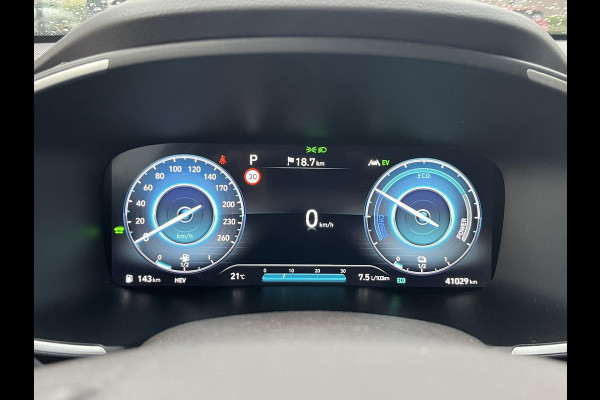 Hyundai Santa Fe 1.6 T-GDI PHEV Premium Sky 7p. APPLE CARP. | STOEL VENTILATIE/VERWARMING | 7 PERS | 360˚ CAMERA | HEAD-UP DISP. |