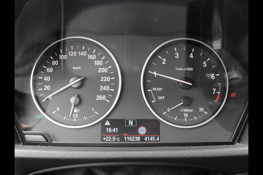 BMW X1 sDrive18i Executive | ACHTERUITRIJCAMERA | 12 MAANDEN BOVAG GARANTIE |