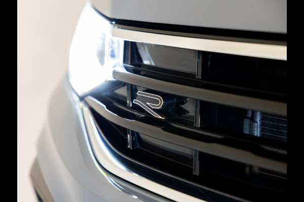 Volkswagen Tiguan 1.5 TSI 2x R-Line / 150pk / NAP / IQ Light / Automatische klimaatregeling /
