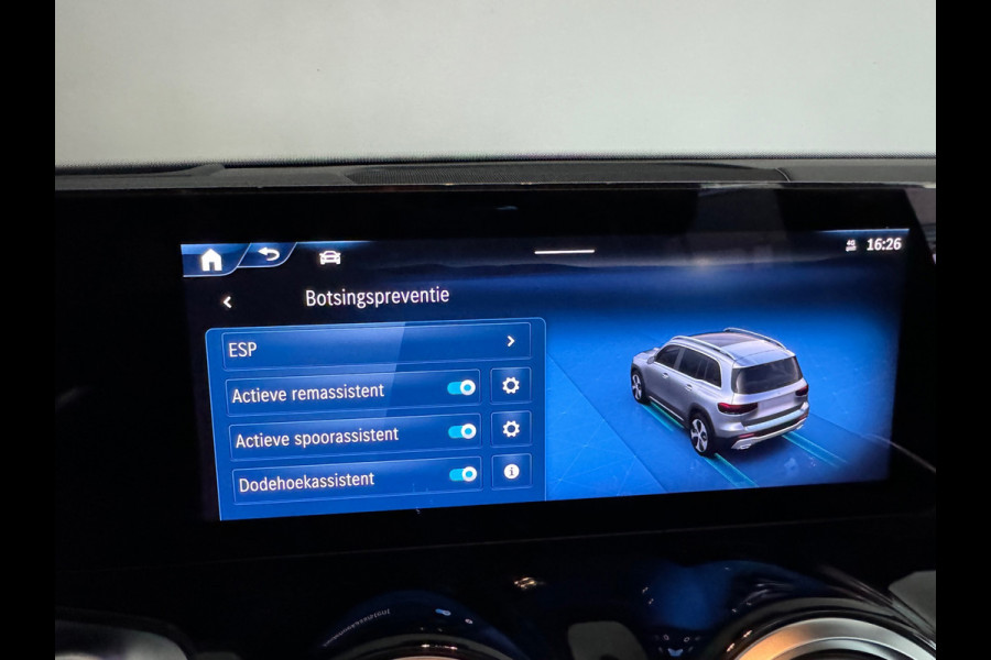 Mercedes-Benz Glb 180 Star Edition AMG Line Plus Pano|Sfeer|Blindspot|360 Camera