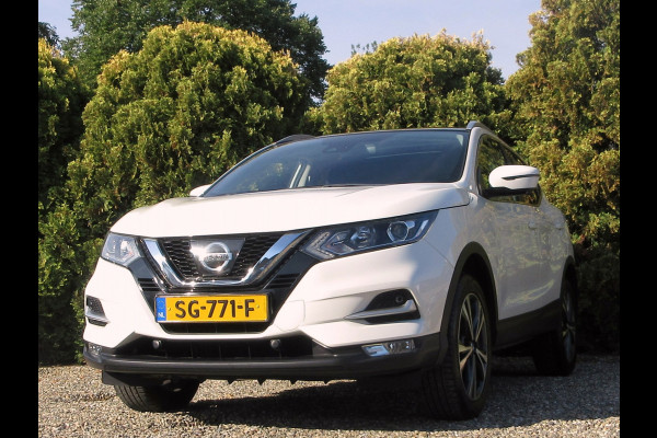 Nissan QASHQAI 1.2 N-Connecta * 360cam * Pano * Trekhaak *