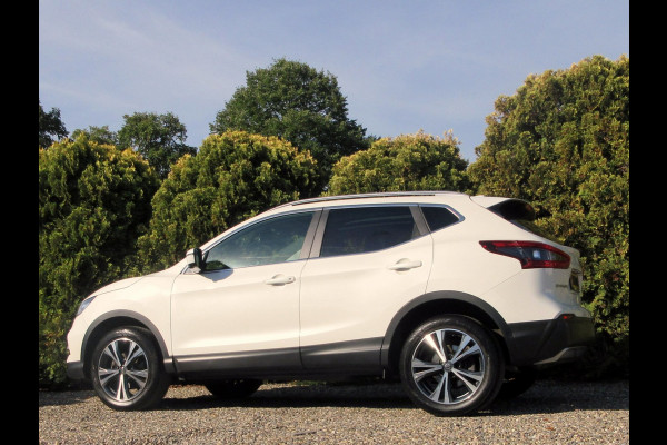 Nissan QASHQAI 1.2 N-Connecta * 360cam * Pano * Trekhaak *