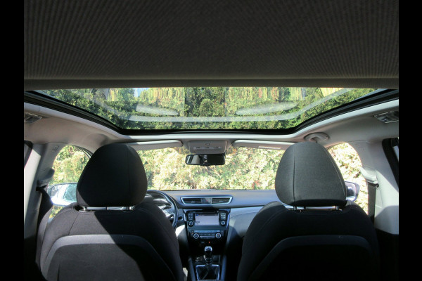 Nissan QASHQAI 1.2 N-Connecta * 360cam * Pano * Trekhaak *