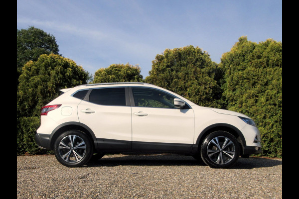 Nissan QASHQAI 1.2 N-Connecta * 360cam * Pano * Trekhaak *
