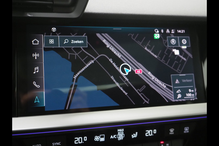 Audi A3 Sportback 40 TFSI e Full Black 204PK | Lederen Sportstoelen | Panoramadak | Camera | Keyless | Sfeerlicht | Carplay