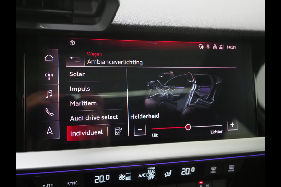 Audi A3 Sportback 40 TFSI e Full Black 204PK | Lederen Sportstoelen | Panoramadak | Camera | Keyless | Sfeerlicht | Carplay