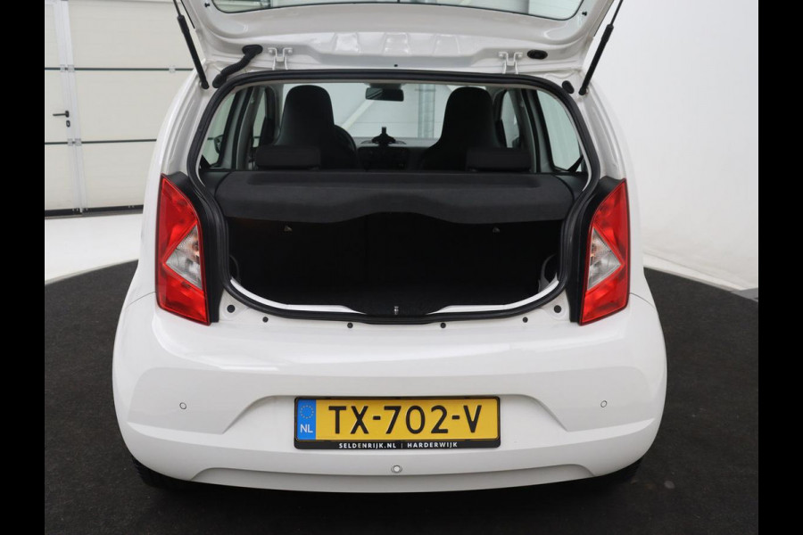 Seat Mii 1.0 Style Intense | 5-deurs | Airco | Bluetooth | Park assist | 14" velgen | NAP 151.830km.