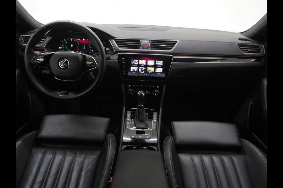 Škoda Superb Combi 1.4 TSI iV Laurin & Klement | Leder | Trekhaak | Massage | Canton | Keyless | Memory | Sfeerlicht | Carplay