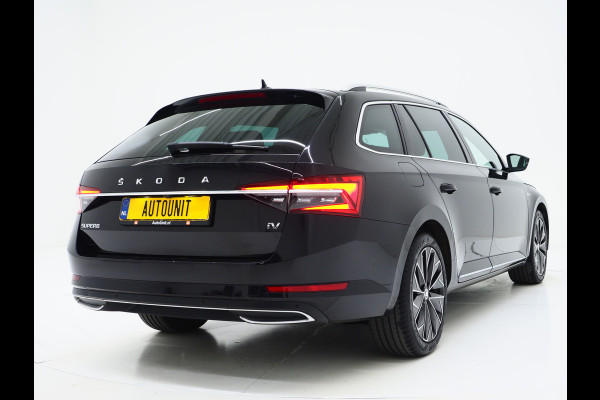 Škoda Superb Combi 1.4 TSI iV Laurin & Klement | Leder | Trekhaak | Massage | Canton | Keyless | Memory | Sfeerlicht | Carplay