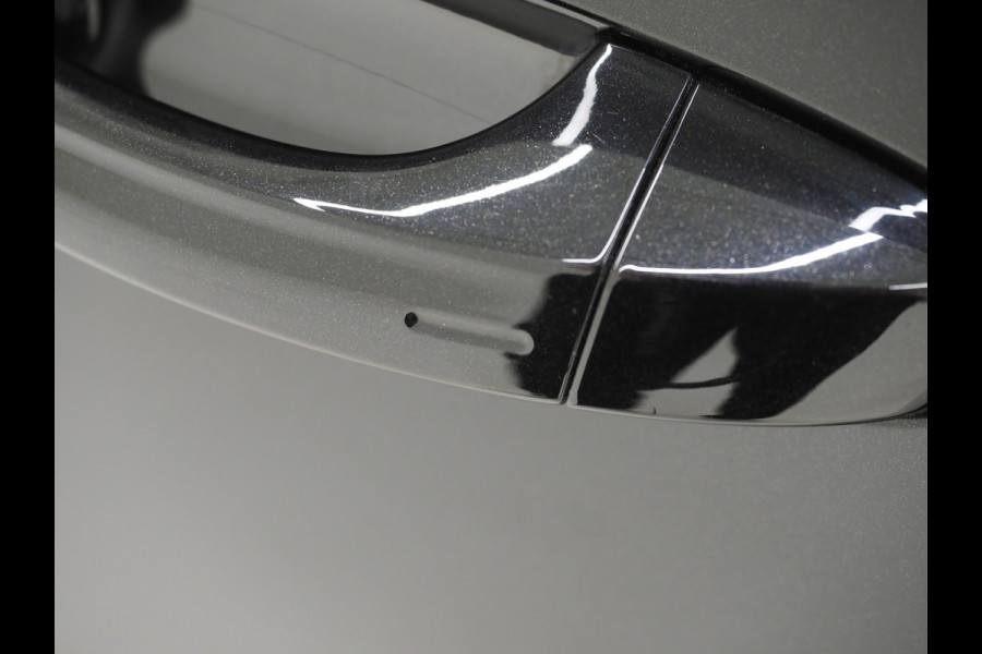 Škoda Superb Combi 1.4 TSI iV Laurin & Klement | Leder | Trekhaak | Massage | Canton | Keyless | Memory | Sfeerlicht | Carplay