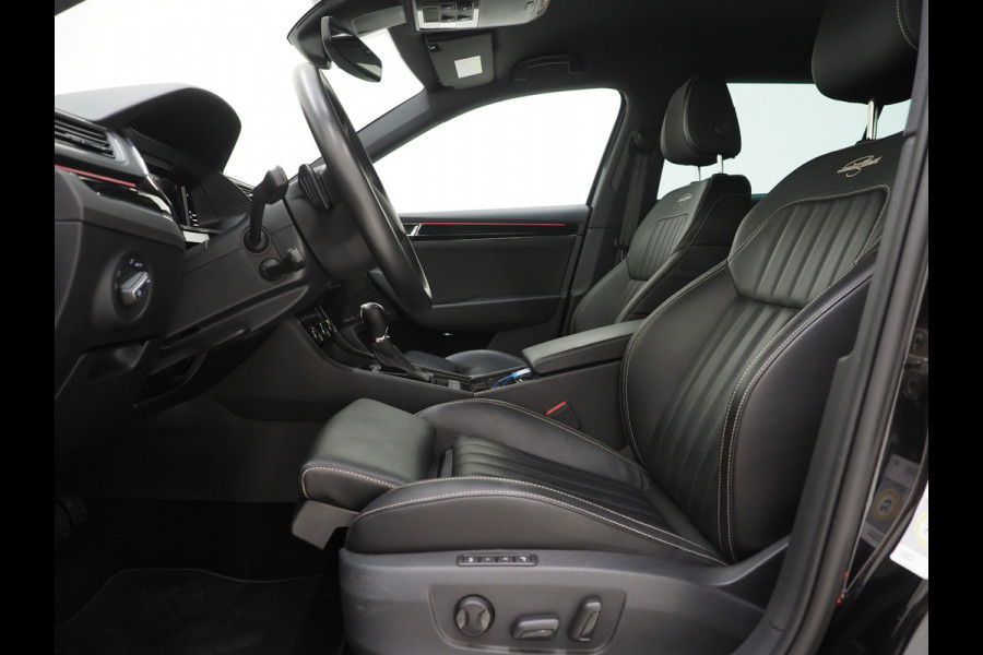 Škoda Superb Combi 1.4 TSI iV Laurin & Klement | Leder | Trekhaak | Massage | Canton | Keyless | Memory | Sfeerlicht | Carplay
