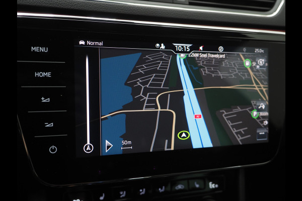 Škoda Superb Combi 1.4 TSI iV Laurin & Klement | Leder | Trekhaak | Massage | Canton | Keyless | Memory | Sfeerlicht | Carplay