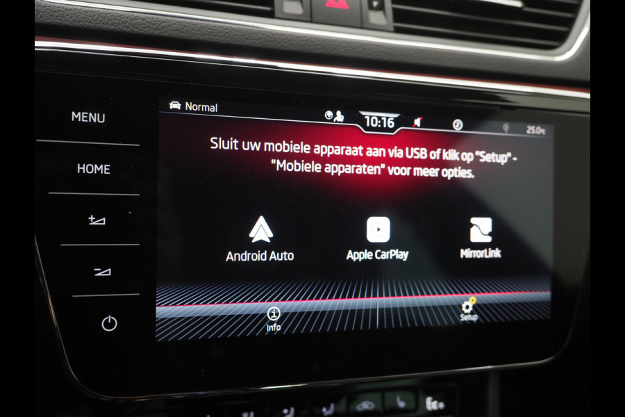 Škoda Superb Combi 1.4 TSI iV Laurin & Klement | Leder | Trekhaak | Massage | Canton | Keyless | Memory | Sfeerlicht | Carplay