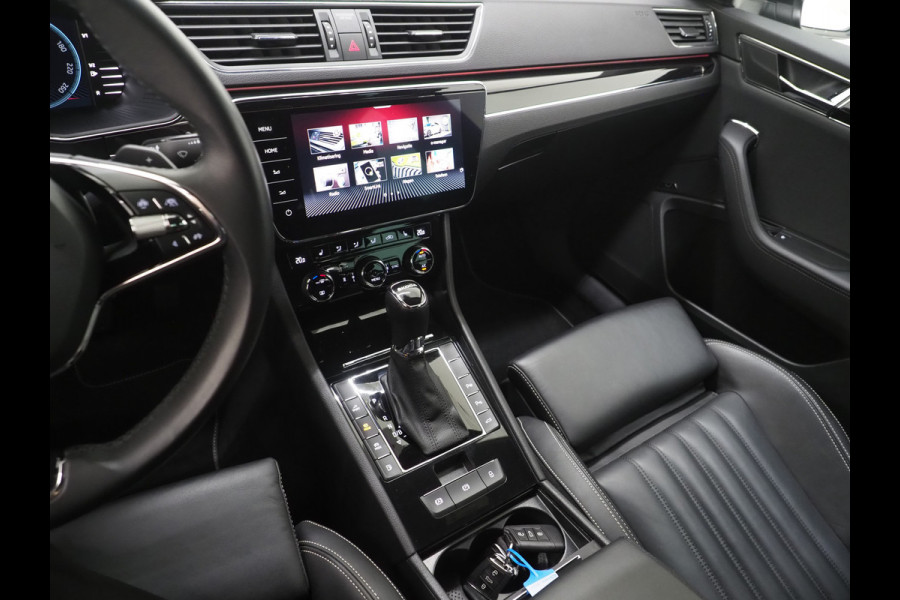 Škoda Superb Combi 1.4 TSI iV Laurin & Klement | Leder | Trekhaak | Massage | Canton | Keyless | Memory | Sfeerlicht | Carplay