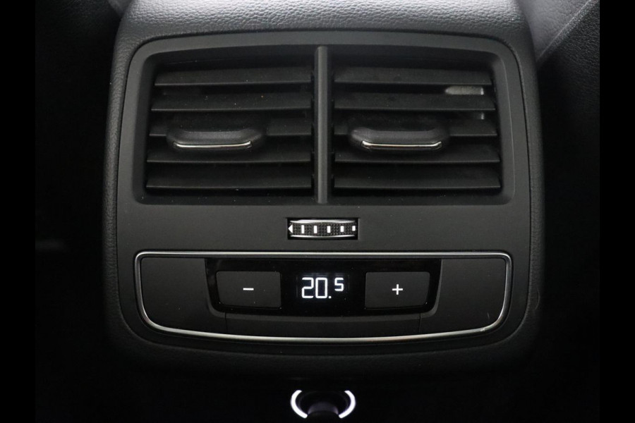 Audi A4 Allroad quattro 2.0 TFSI MHEV Edition | Panoramadak | Leder | Trekhaak | Virtual Dashboard | Camera | Climate control | Stoelverwarming | Full LED | Cruise control |