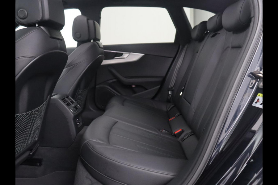 Audi A4 Allroad quattro 2.0 TFSI MHEV Edition | Panoramadak | Leder | Trekhaak | Virtual Dashboard | Camera | Climate control | Stoelverwarming | Full LED | Cruise control |