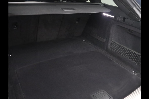 Audi A4 Allroad quattro 2.0 TFSI MHEV Edition | Panoramadak | Leder | Trekhaak | Virtual Dashboard | Camera | Climate control | Stoelverwarming | Full LED | Cruise control |