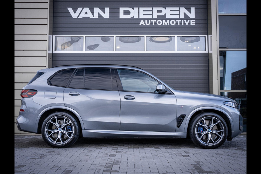 BMW X5 xDrive50e - M-Sport l Pano l Carbon l HUD l Trekhaak