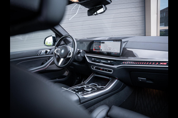 BMW X5 xDrive50e - M-Sport l Pano l Carbon l HUD l Trekhaak