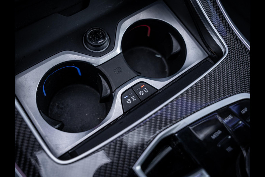 BMW X5 xDrive50e - M-Sport l Pano l Carbon l HUD l Trekhaak