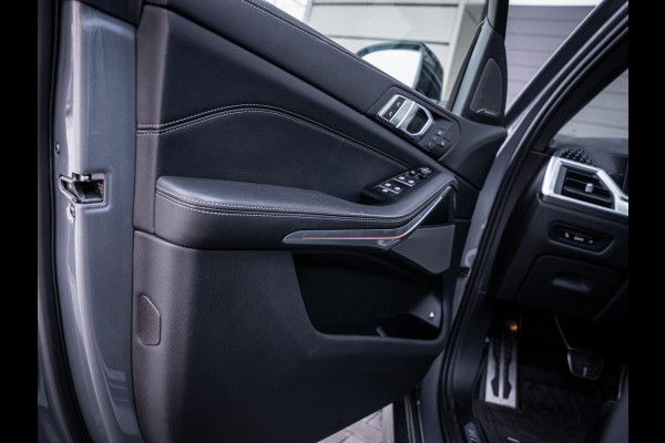 BMW X5 xDrive50e - M-Sport l Pano l Carbon l HUD l Trekhaak