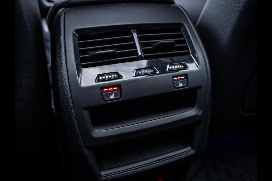 BMW X5 xDrive50e - M-Sport l Pano l Carbon l HUD l Trekhaak