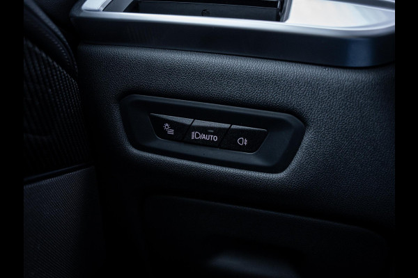 BMW X5 xDrive50e - M-Sport l Pano l Carbon l HUD l Trekhaak