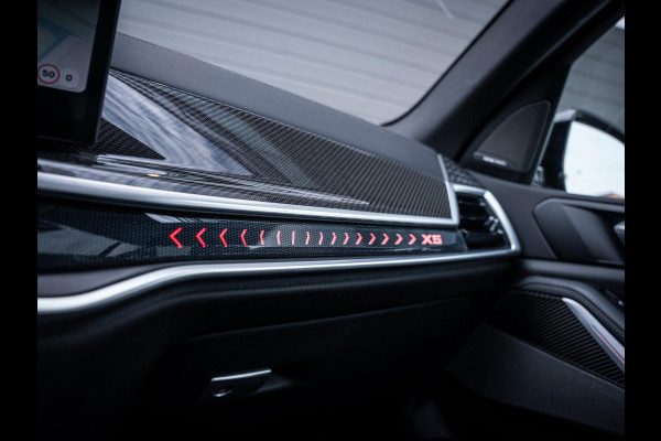 BMW X5 xDrive50e - M-Sport l Pano l Carbon l HUD l Trekhaak