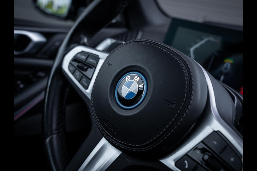 BMW X5 xDrive50e - M-Sport l Pano l Carbon l HUD l Trekhaak