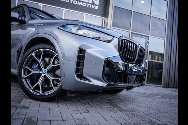 BMW X5 xDrive50e - M-Sport l Pano l Carbon l HUD l Trekhaak