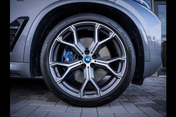BMW X5 xDrive50e - M-Sport l Pano l Carbon l HUD l Trekhaak