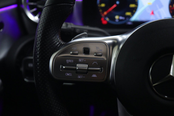 Mercedes-Benz A-Klasse 200 AMG /PANO/MEMORY/KEYLESS/SFEER/CAMERA/BOMVOL