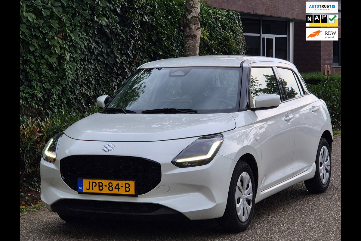 Suzuki Swift 1.2 Comfort Smart Hybrid CarPlay Adaptieve Cruise Control Dodehoekdetectie Fabrieksgarantie NL NAP