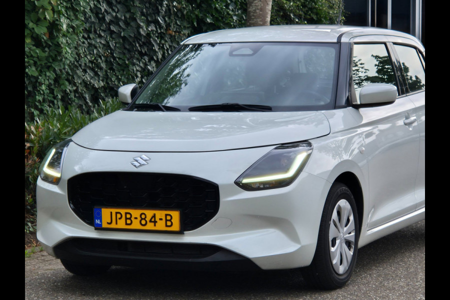 Suzuki Swift 1.2 Comfort Smart Hybrid CarPlay Adaptieve Cruise Control Dodehoekdetectie Fabrieksgarantie NL NAP