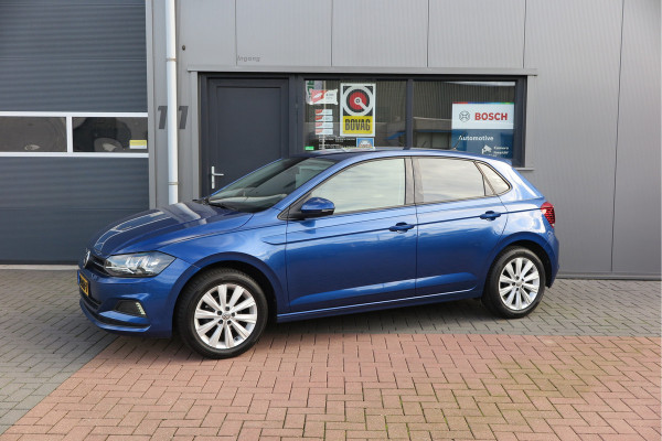 Volkswagen Polo 1.0 TSI 95pk Highline Trekhaak (afneembaar) , Stoelverwarming , PDC, Navi, Carplay, DAB+, Stuurwiel multifuntioneel, Cruisecontrol, Recent onderhouden , historie volledig hier bekend