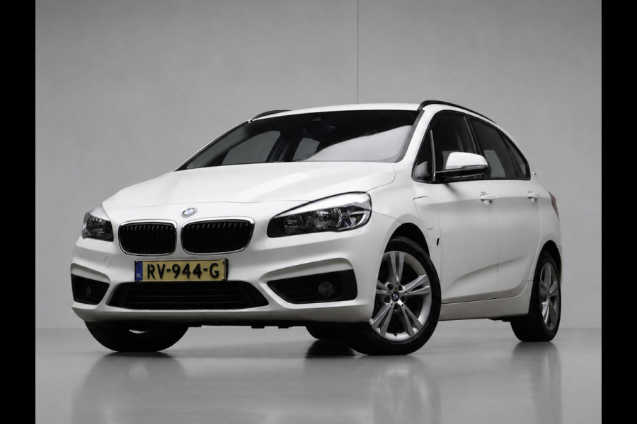 BMW 2 Serie Active Tourer 225xe iPerformance Sport (NAVI,PDC,CLIMATE,CRUISE,LED,ELEKTRISCH PAKKET,SPORTSTOELEN,LM VELGEN)