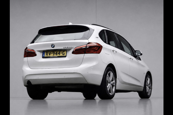 BMW 2 Serie Active Tourer 225xe iPerformance Sport (NAVI,PDC,CLIMATE,CRUISE,LED,ELEKTRISCH PAKKET,SPORTSTOELEN,LM VELGEN)